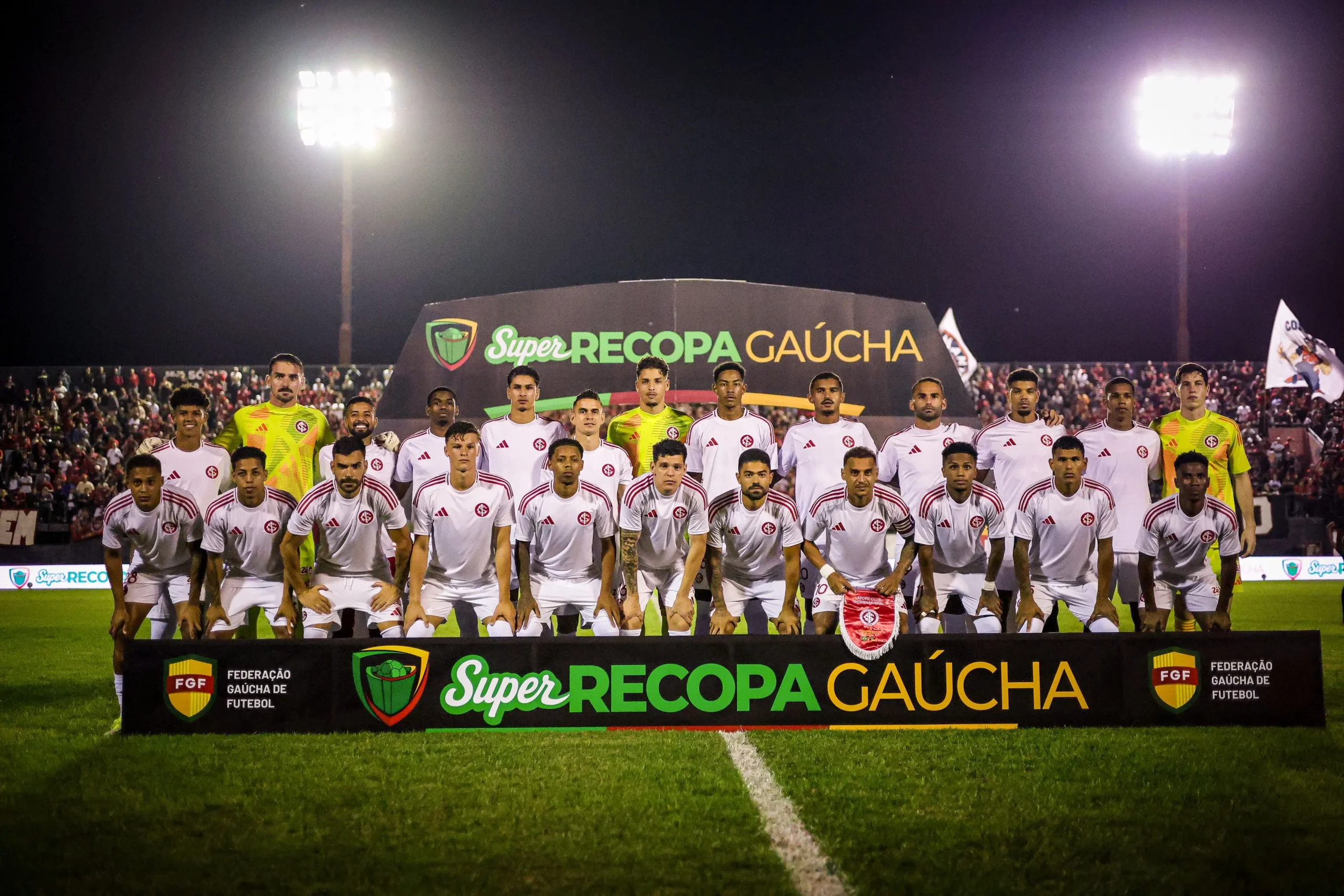 Kayky foi titular somente na final da Recopa Gaúcha – Foto: Ricardo Duarte/Internacional