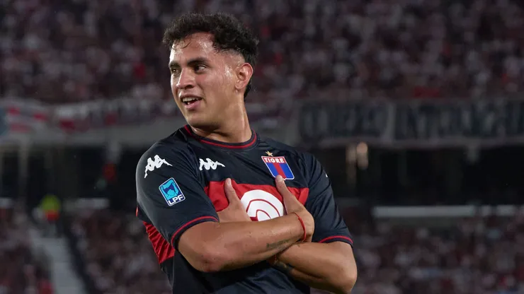 David Romero é alvo definido no Flamengo. Foto: Camilla Stolen Imago