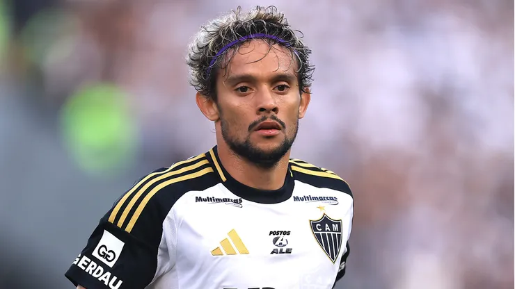 Scarpa vem sendo sondado por vários clubes do Brasil para a próxima janela, mas tem contrato no Atlético
