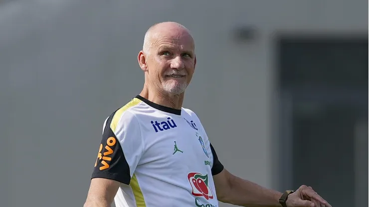 Taffarel durante treino da Seleção Canarinho
