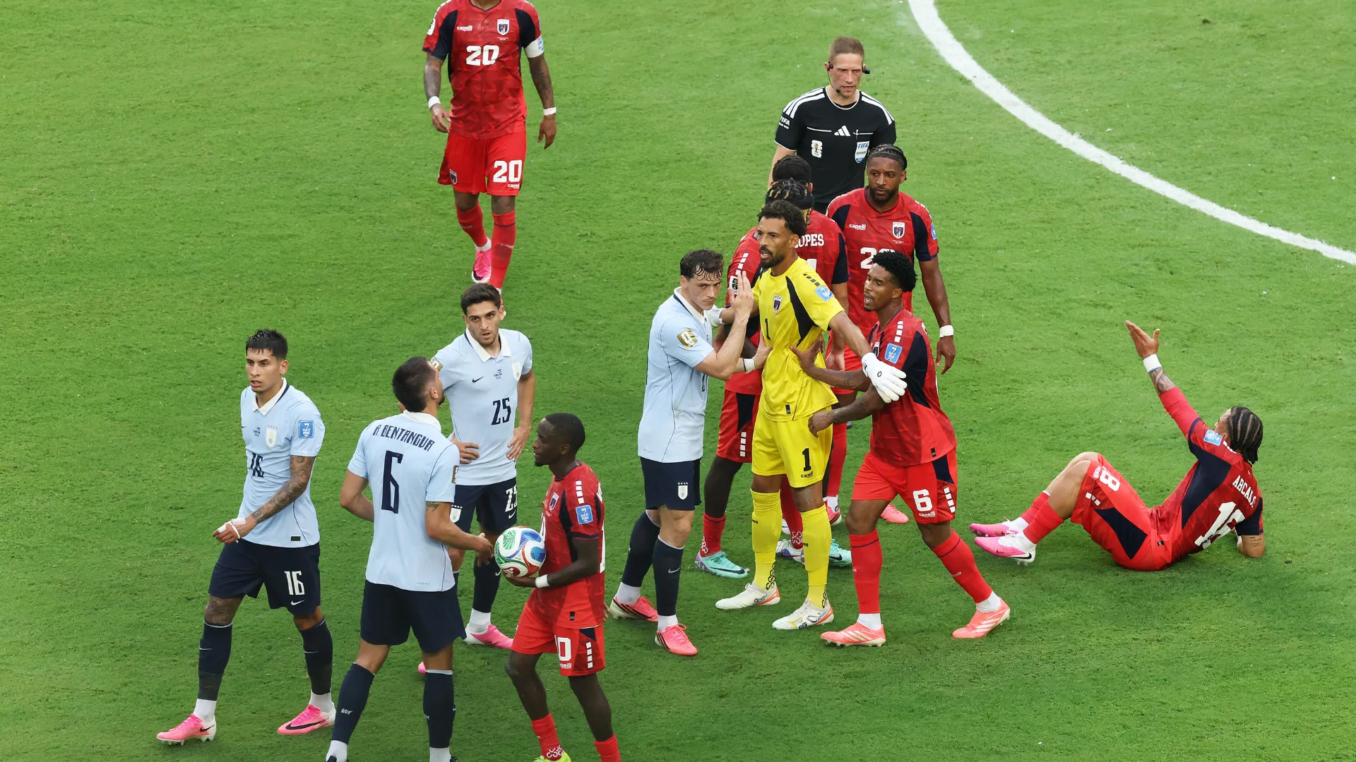 Uruguai x Cabo Verde - Foto: Molly Darlington/Getty Images.