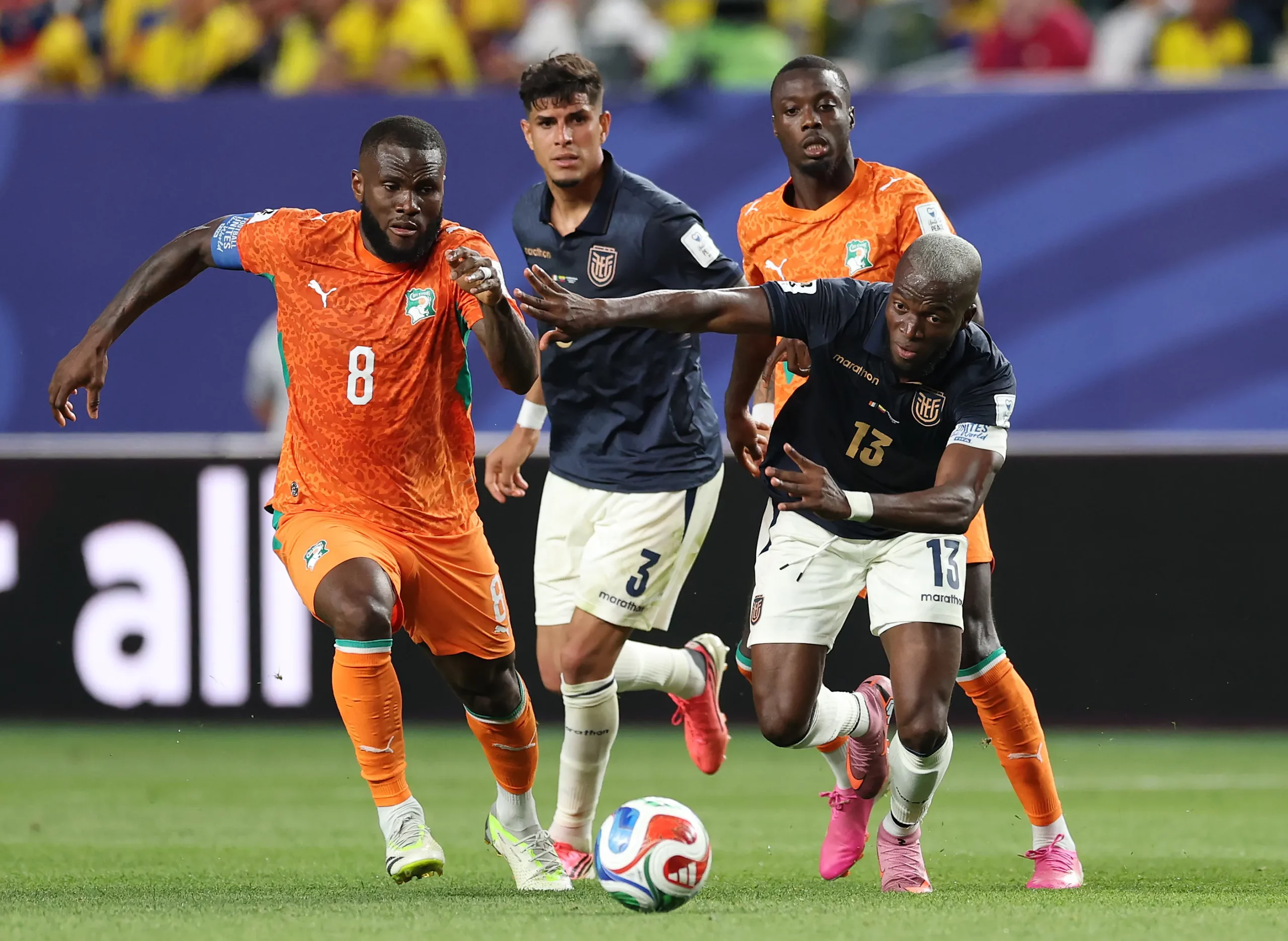 Enner durante revés sofrido na estreia da Copa. (Photo by Darrian Traynor/Getty Images