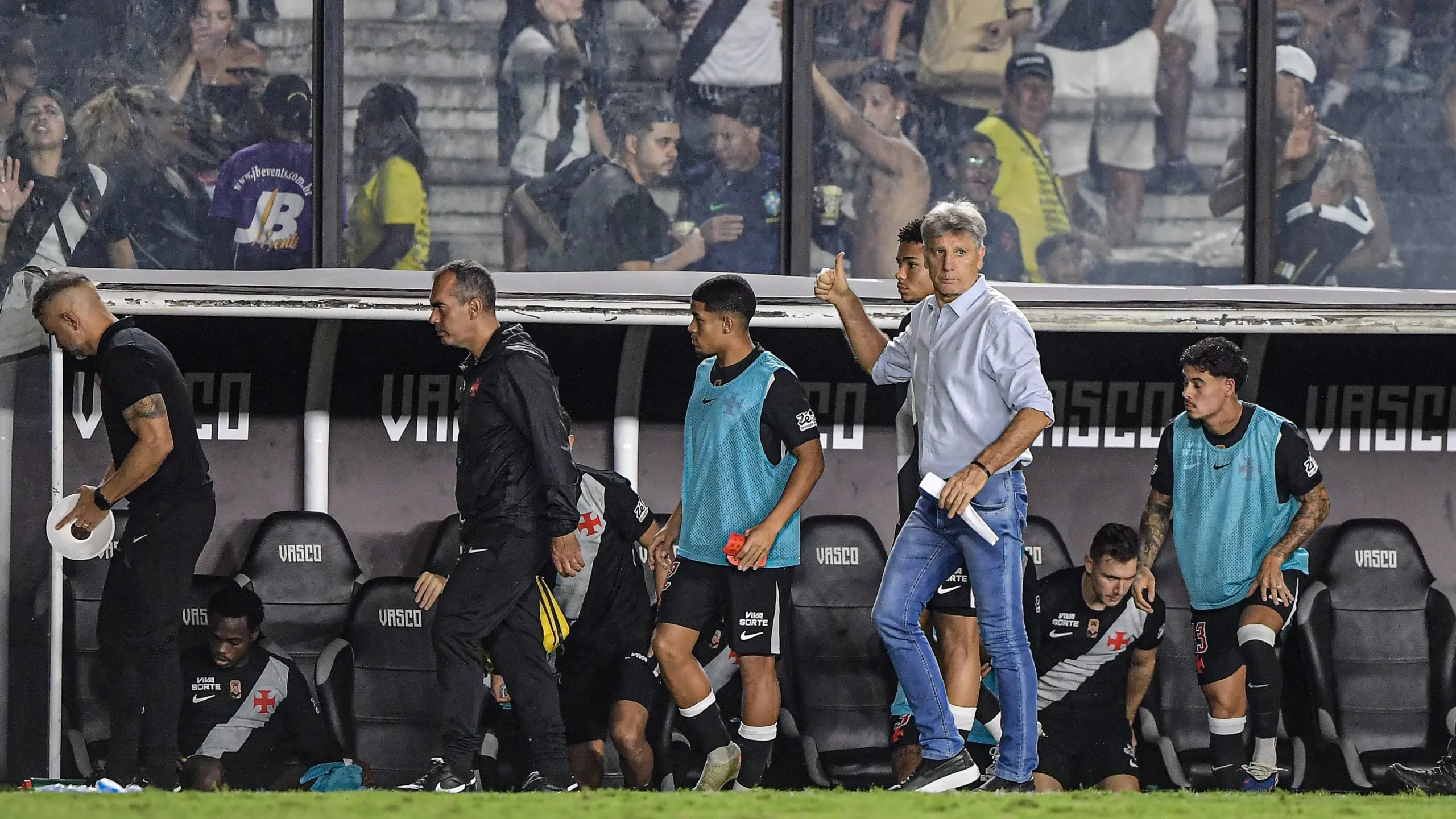 Renato Gaucho tecnico do Vasco durante partida contra o Bragantino no estadio Sao Januario pelo campeonato Brasileiro A 2026. Foto: Thiago Ribeiro/AGIF