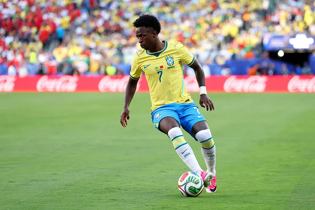 Vinícius Jr durante partida contra o Marrocos. Foto: Darrian Traynor/Getty Images