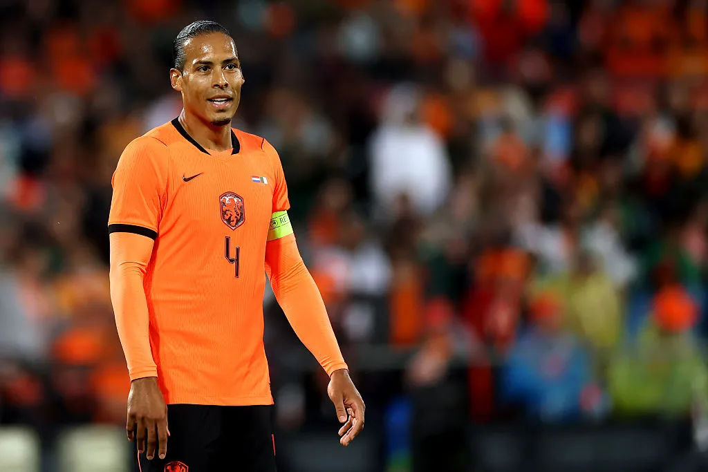 Holanda conta com a experiência de Virgil van Dijk. Foto: Dean Mouhtaropoulos/Getty Images