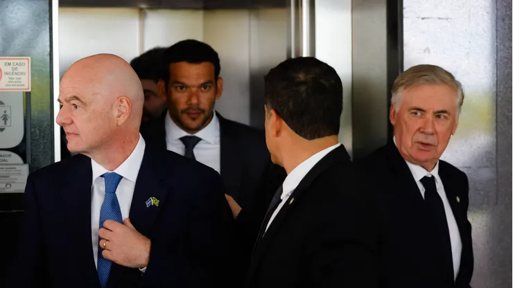 Gianni Infantino, presidente da CBF e Ancelotti. Foto: WILTON JUNIOR ESTADAO CONTEUDO BRASILIA DF BRAZIL/IMAGO