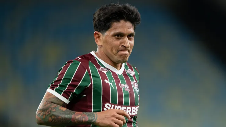 German Cano jogador do Fluminense comemora seu gol durante partida contra o Nova Iguacu no estadio Maracana pelo campeonato Amistoso. Foto: Jorge Rodrigues/AGIF