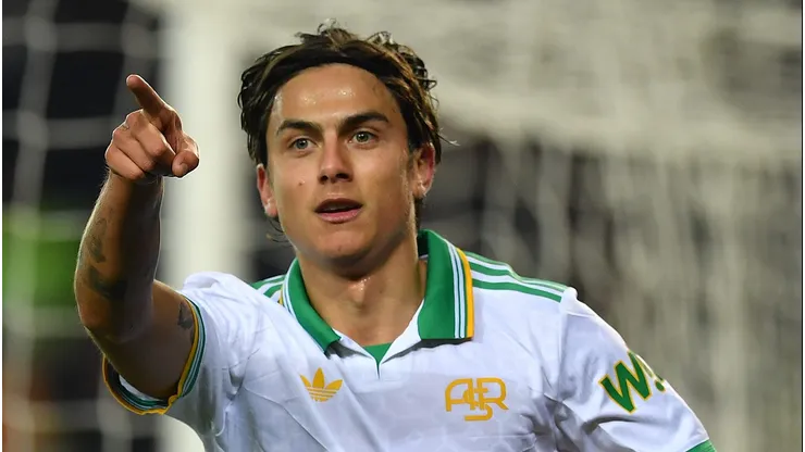 Paulo Dybala vai seguir na Roma, da Itália.