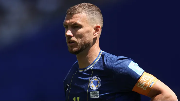 SEATTLE, WASHINGTON - JUNE 24: Bosnia and Herzegovina player Edin Dzeko in action during the FIFA World Cup 2026 Group B match between Bosnia and Herzegovina and Qatar at Seattle Stadium on June 24, 2026 in Seattle, Washington. (Photo by Stu Forster/Getty Images)