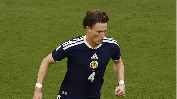 MIAMI GARDENS, FLORIDA - JUNE 24: Scott McTominay #4 of Scotland controls the ball during the FIFA World Cup 2026 Group C match between Scotland and Brazil at Miami Stadium on June 24, 2026 in Miami, United States. (Photo by Michael Reaves/Getty Images)