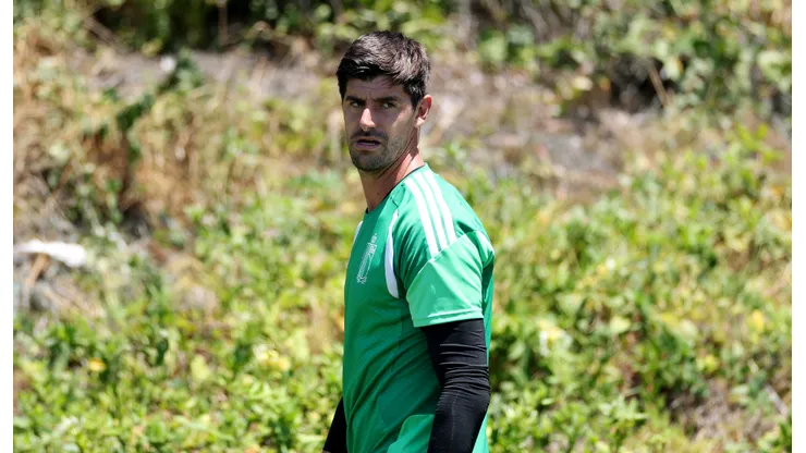 Courtois durante treino dos belgas