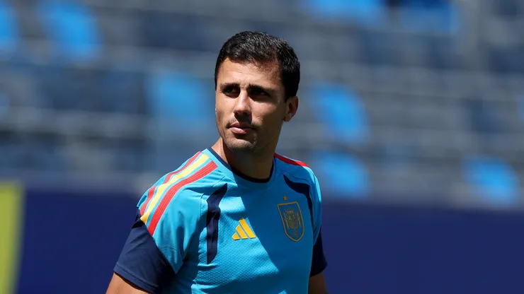 Rodri em treino da Seleção Espanhola. Photo by Florencia Tan Jun/Getty Images