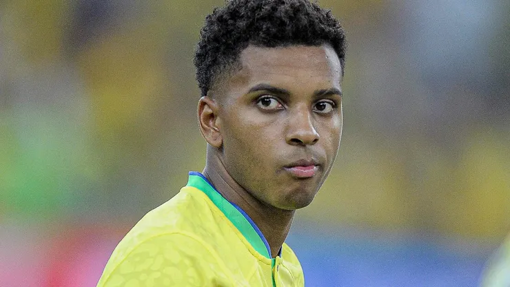 Rodrygo brincou com Haaland em publicação.