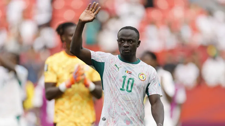 TORONTO, ONTARIO - JUNE 26: Sadio Mane #10 of Senegal waves to fans after the FIFA World Cup 2026 Group I match between Senegal and Iraq at Toronto Stadium on June 26, 2026 in Toronto, Ontario. (Photo by Michael Reaves/Getty Images)