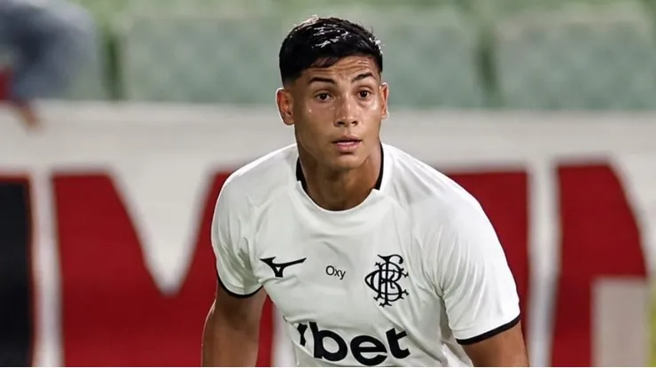 Kadu Santos em jogo pelo Botafogo - Foto: Vitor Silva/Botafogo