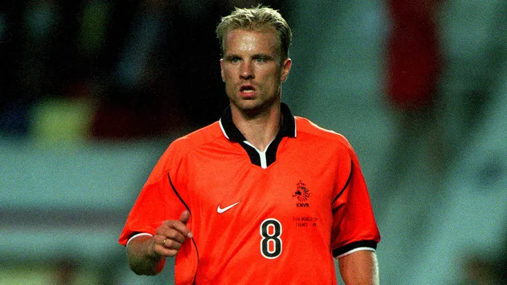 Denis Bergkamp brilhou com a Seleção da Holanda nas Copas das década de 1990 Foto: IMAGO / APL